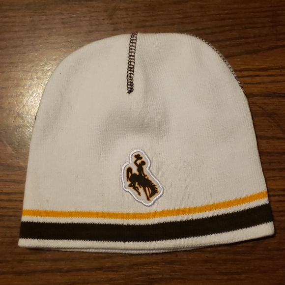 Wyoming cowboys beanie Clearance